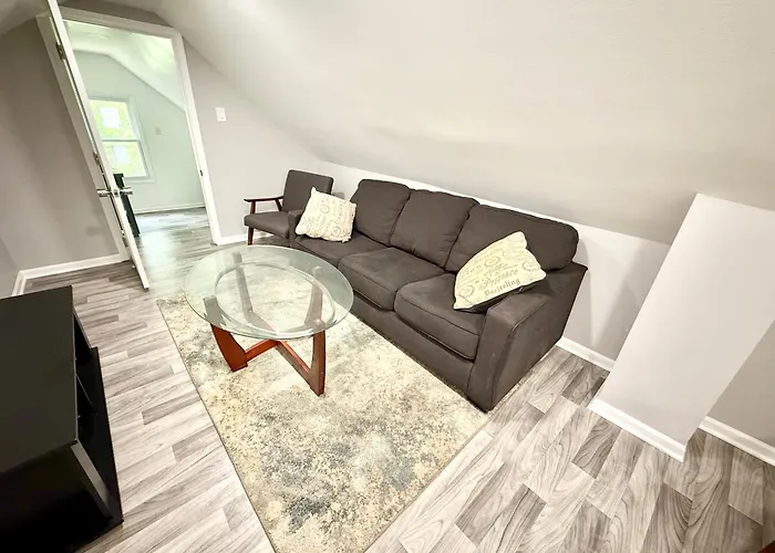 Place To - Close To Downtown! - Free Parking! Privatunterkunft *